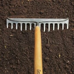 Kent & Stowe Stainless Steel Long Handled Soil Rake -Hozelock Shop 1031059 3