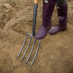 Kent & Stowe Carbon Steel Digging Fork 9 Kent & Stowe Carbon Steel Digging Fork -Hozelock Shop 1031068 3