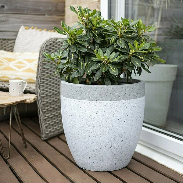Apta Granito Two Tone White Rim Grey Body Planter 4 Apta Granito Two Tone White Rim Grey Body Planter - Image 2